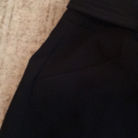 Banana Republic pencil skirt - Picture 4 of 6